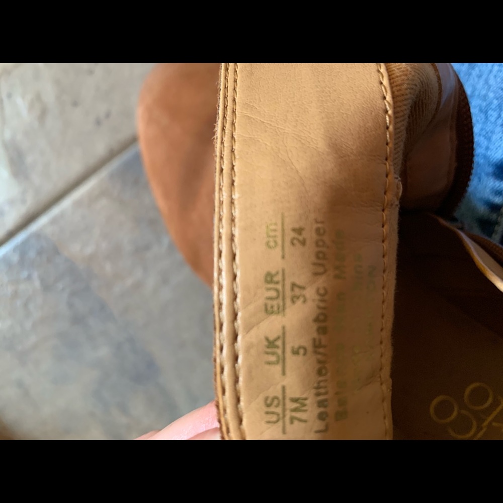 Hip Australian shoes!